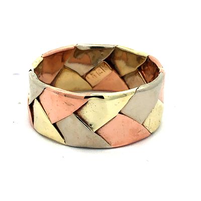 Tri-Tone Braided Band Ring. S/7.3-ASS 
This stylish and versatile band ring features an 