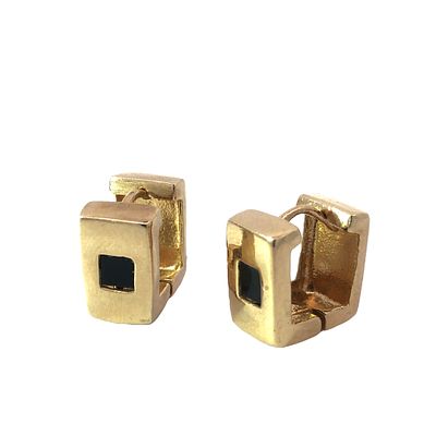 Geometric Square Onyx Huggie Earrings. S/6.5-ESS 
Elegant and modern, these huggie earrings are 