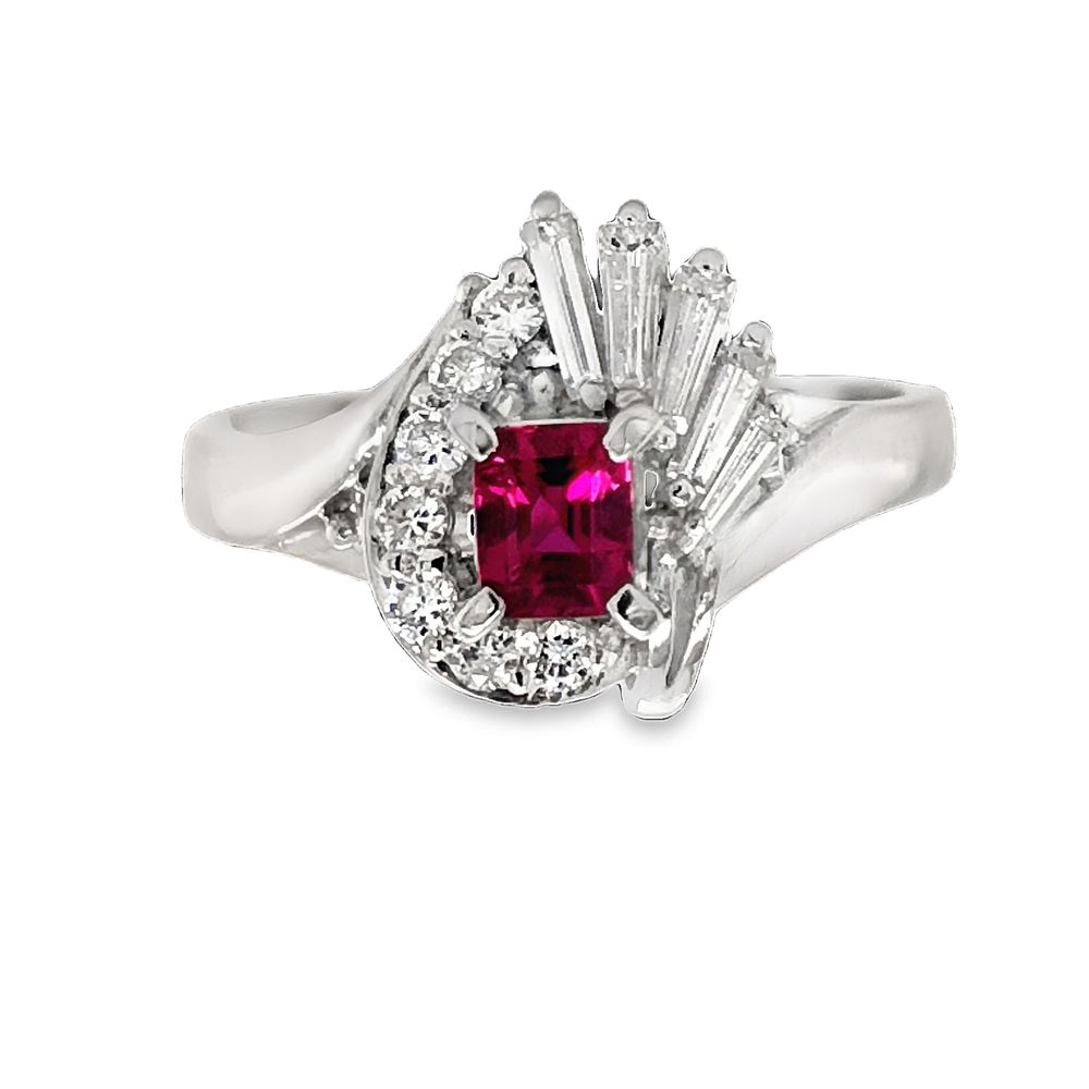 Pink Natural Sapphire and Diamond Ring. S/4.5-LSS 
This is a truly exquisite and distinctive 