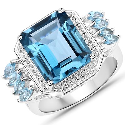 London Blue Topaz and Swiss Blue Topaz Ring. QJ8421/88-EEM 
This elegant ring features a 