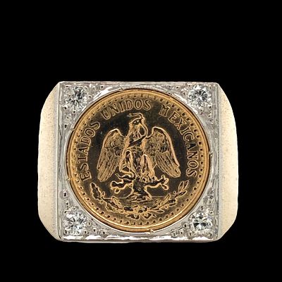 Iconic 2 Pesos Gold Coin Ring. S/15.3-MOSS 
This distinctive ring proudly showcases a genuine 