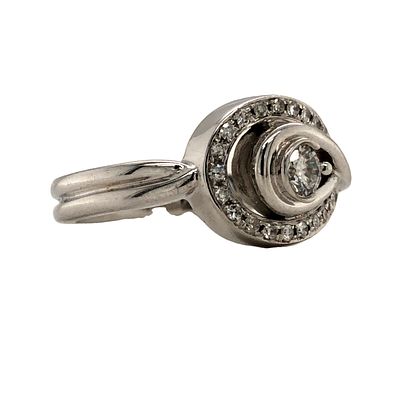 Modern Diamond Embrace Ring. S/4.88- ASS 
Elegantly crafted, this diamond ring features a 