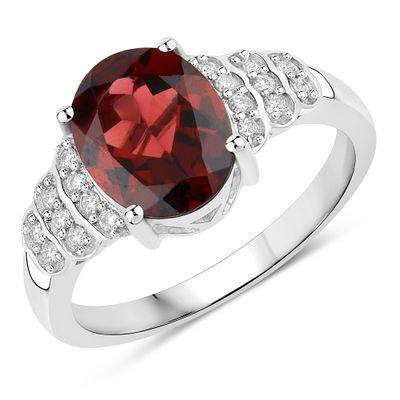 Rhodolite Garnet and Diamond Ring. QJ8421/59-EEM 
This exquisite ring showcases a striking 