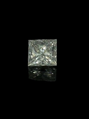 Loose 2.07 Carat Lab Grown Princess Diamond. S/ASS 
Loose Lab Grown Diamond 
IGI Diamond 