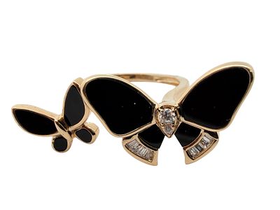EFFY Black Onyx and Diamond Butterfly Ring . DTI0339/33-TOK 
This captivating black onyx and 