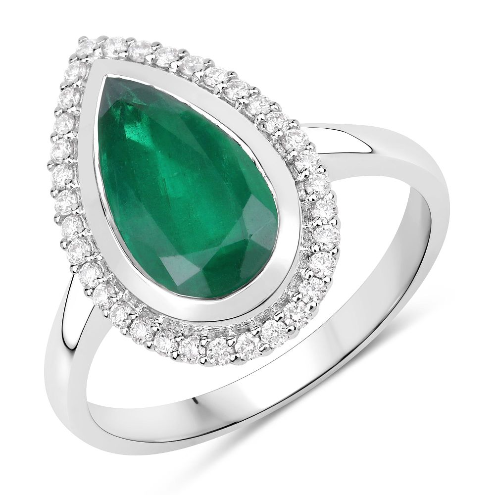 IGI 2.54 CT Emerald and Diamond Ring. QJ8423/46-MTLK 
This exquisite ring features a beautifully 