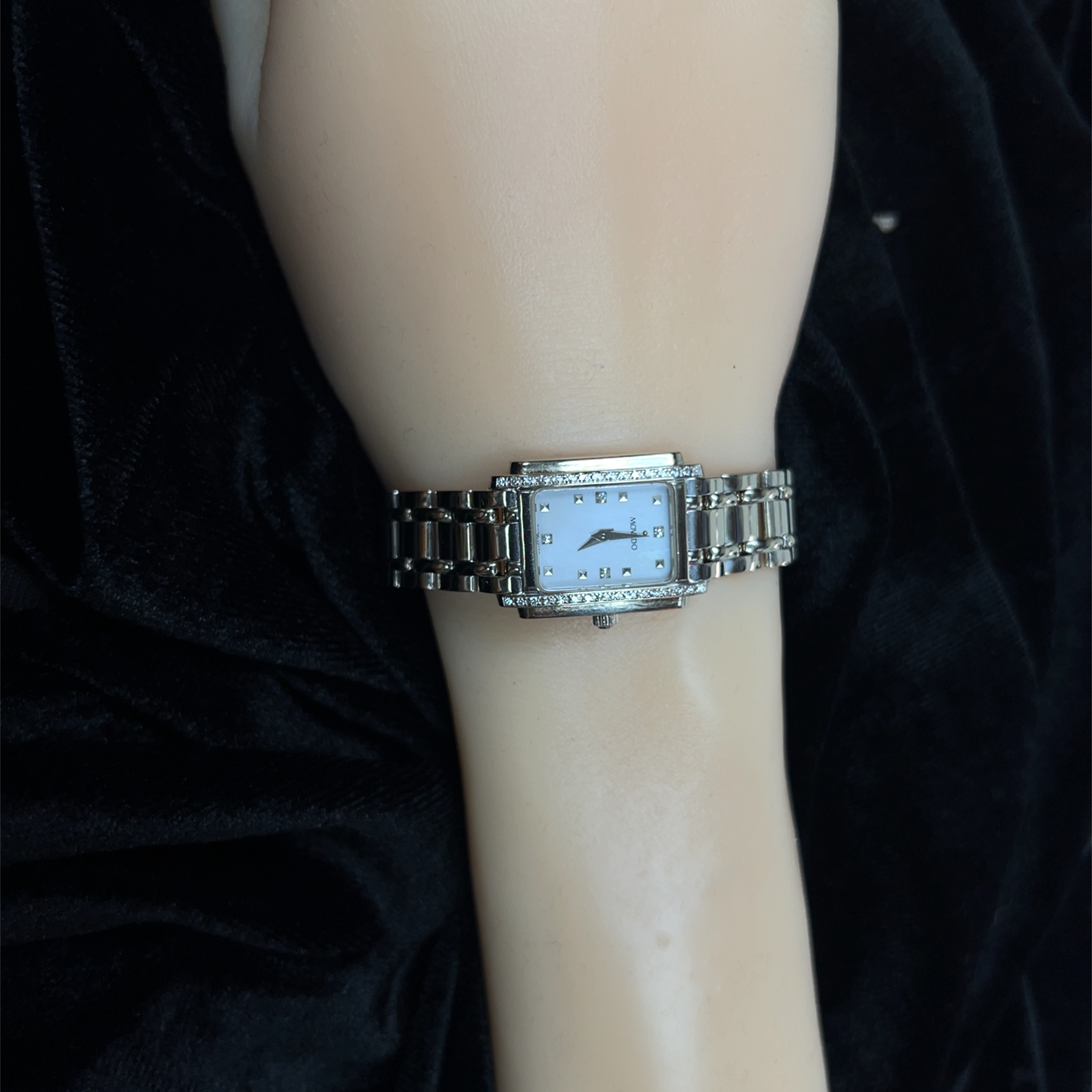 14K Gold Diamond Ladies Movado Watch