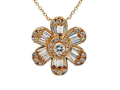 Diamond Flower Pendant. MCE04B/26-MOSS 
A beautifully crafted diamond flower pendant in warm 