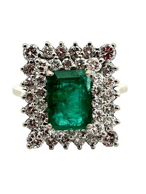 Brazilian Emerald & Diamond Cocktail Ring. S/6.8-NSSS 
This stunning 14K white gold cocktail 