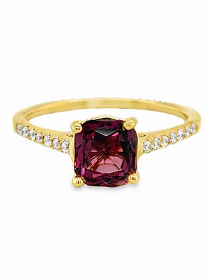 Spinel and Diamond Ring. E7750/21-AMM 
Exquisitely crafted in 18k yellow gold, this ring 