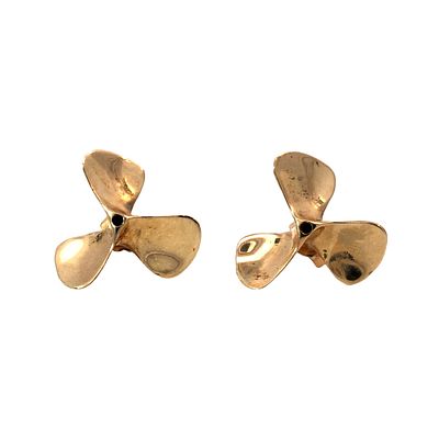 Boat Prop Stud Earrings. S/3.9-NSS This whimsical pair of stud earrings is crafted from 14 karat 