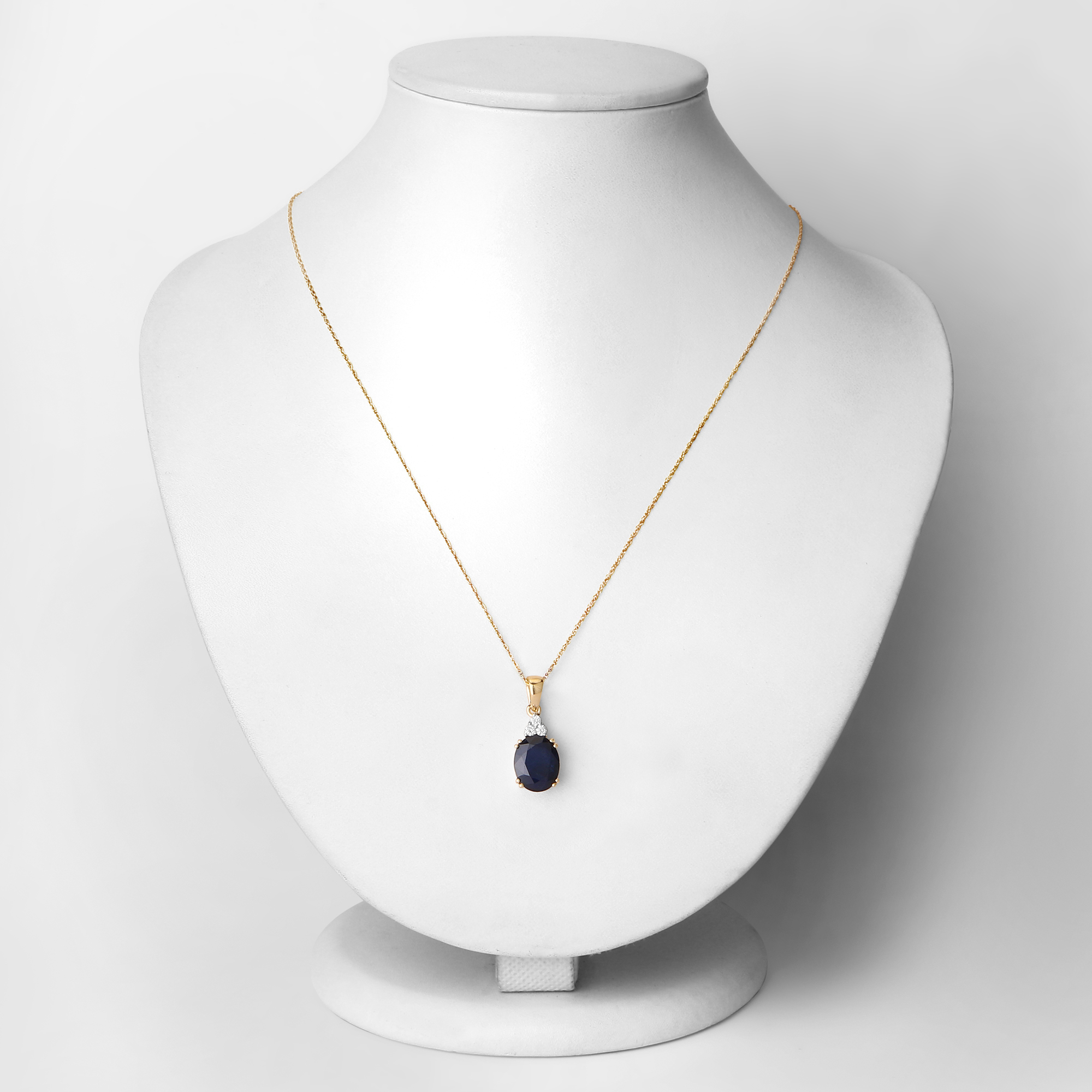 4.32 Carat Blue Sapphire Pendant with Diamond Accents
