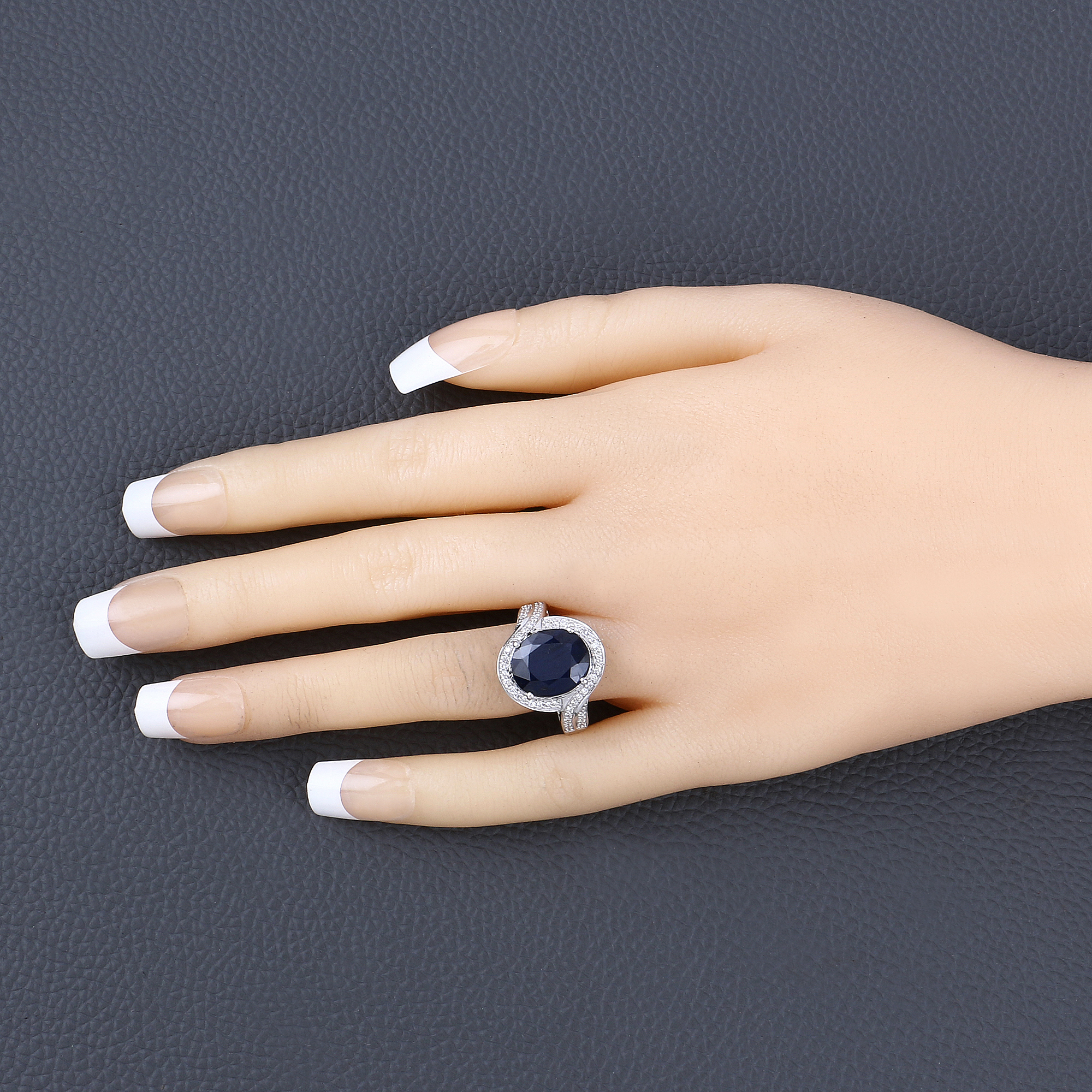 Natural Blue Sapphire and Diamond Ring