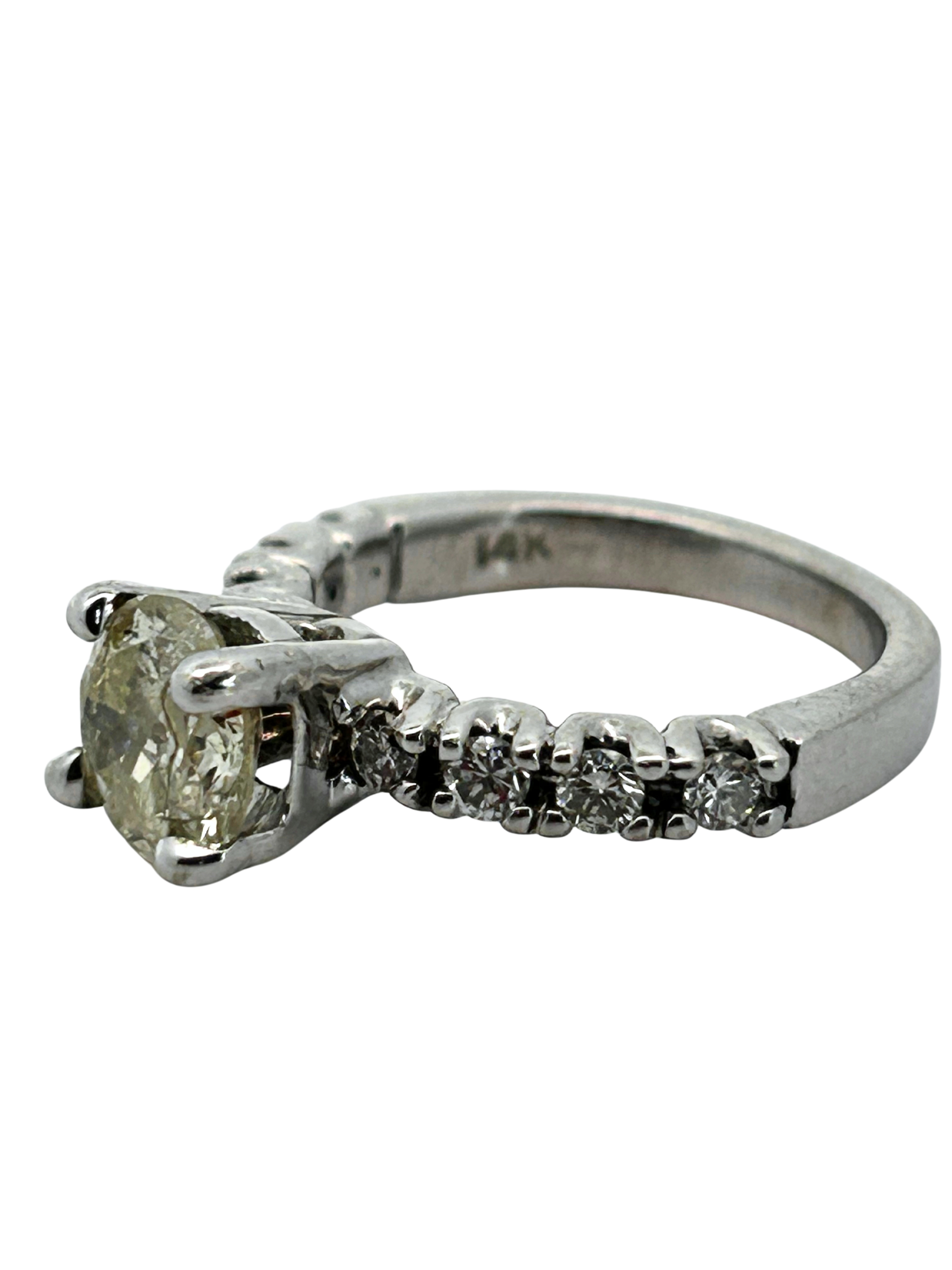 Natural Diamond Engagement Ring