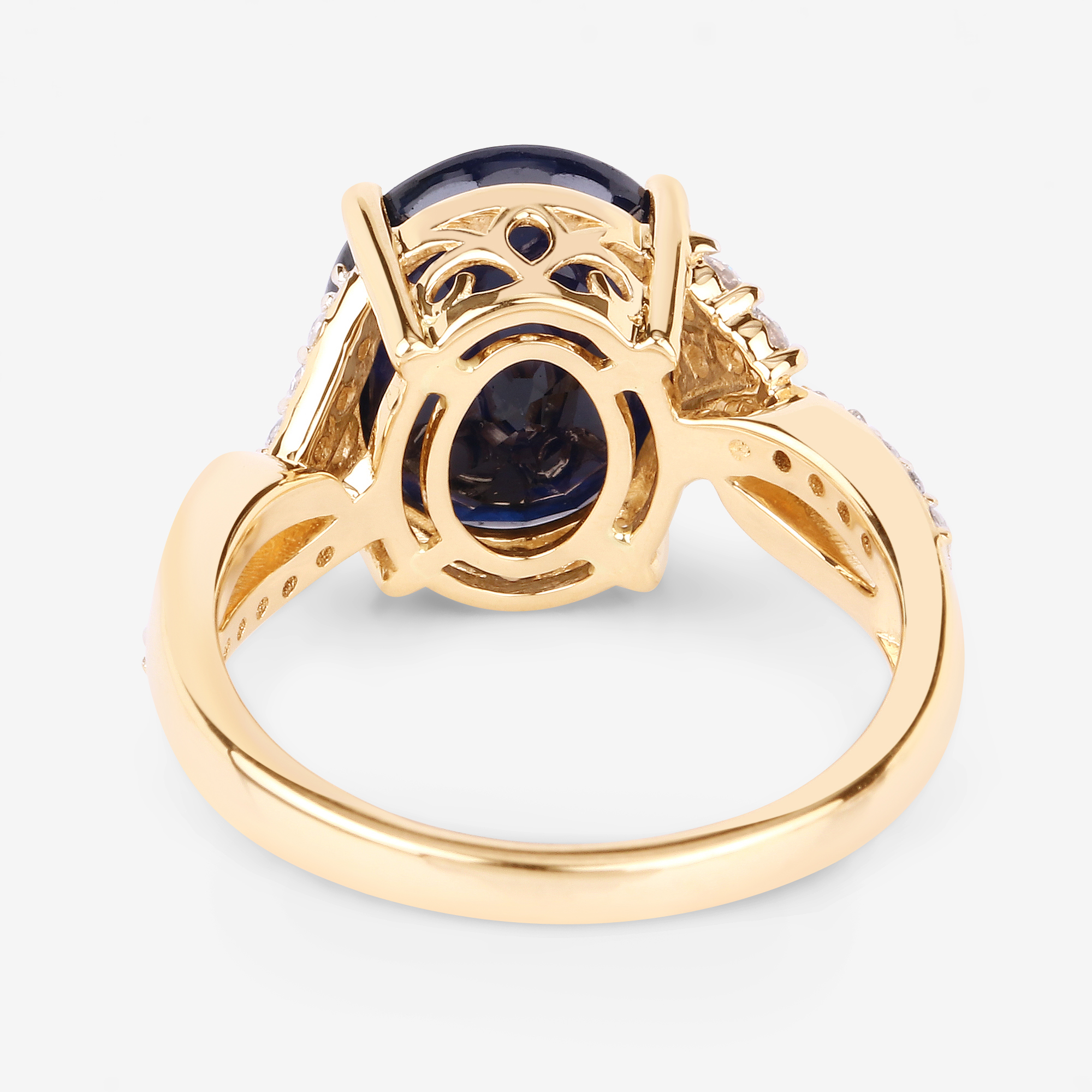 Natural Blue Sapphire and Diamond Ring