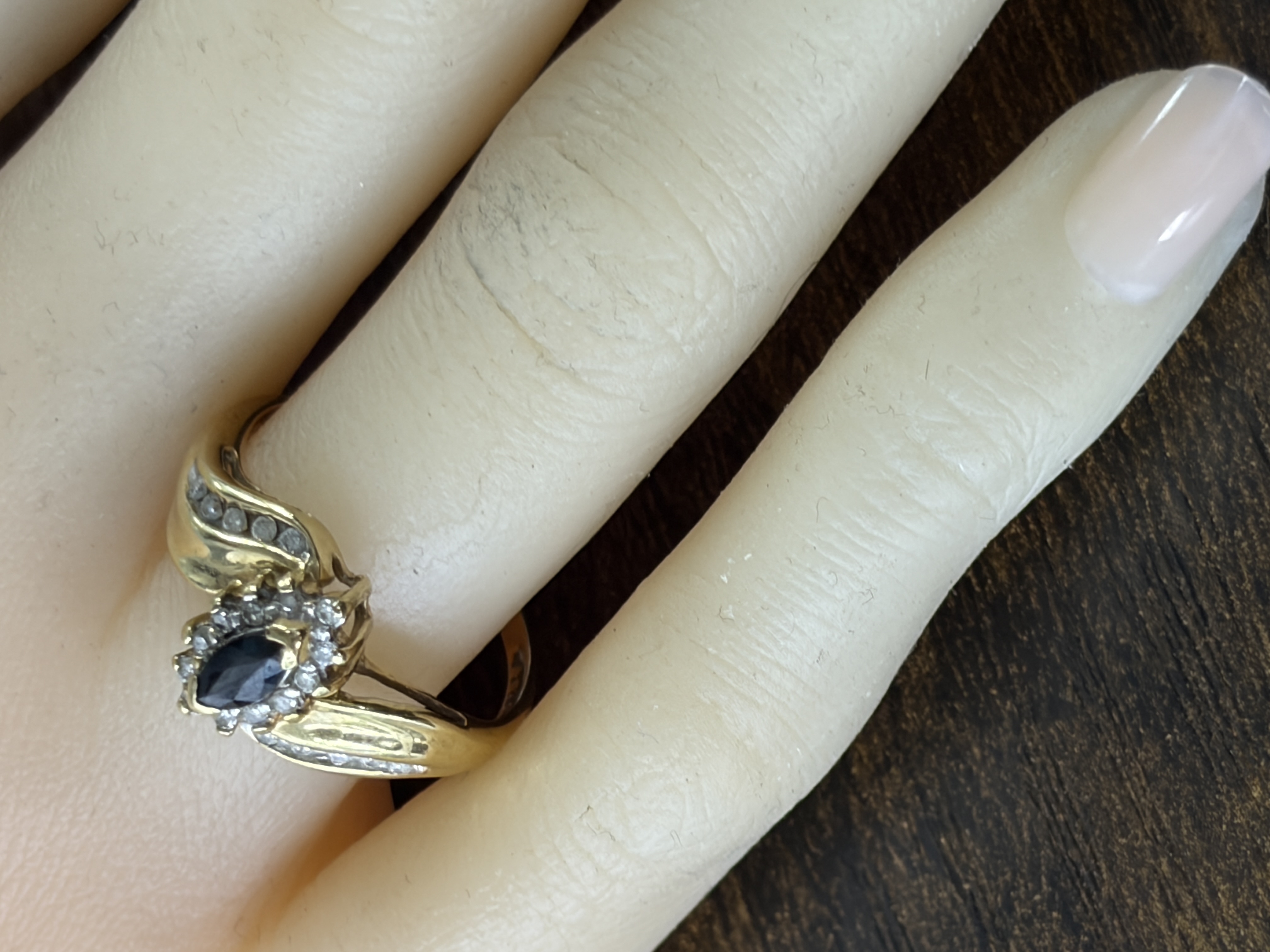 10K Sapphire & Diamond Ring
