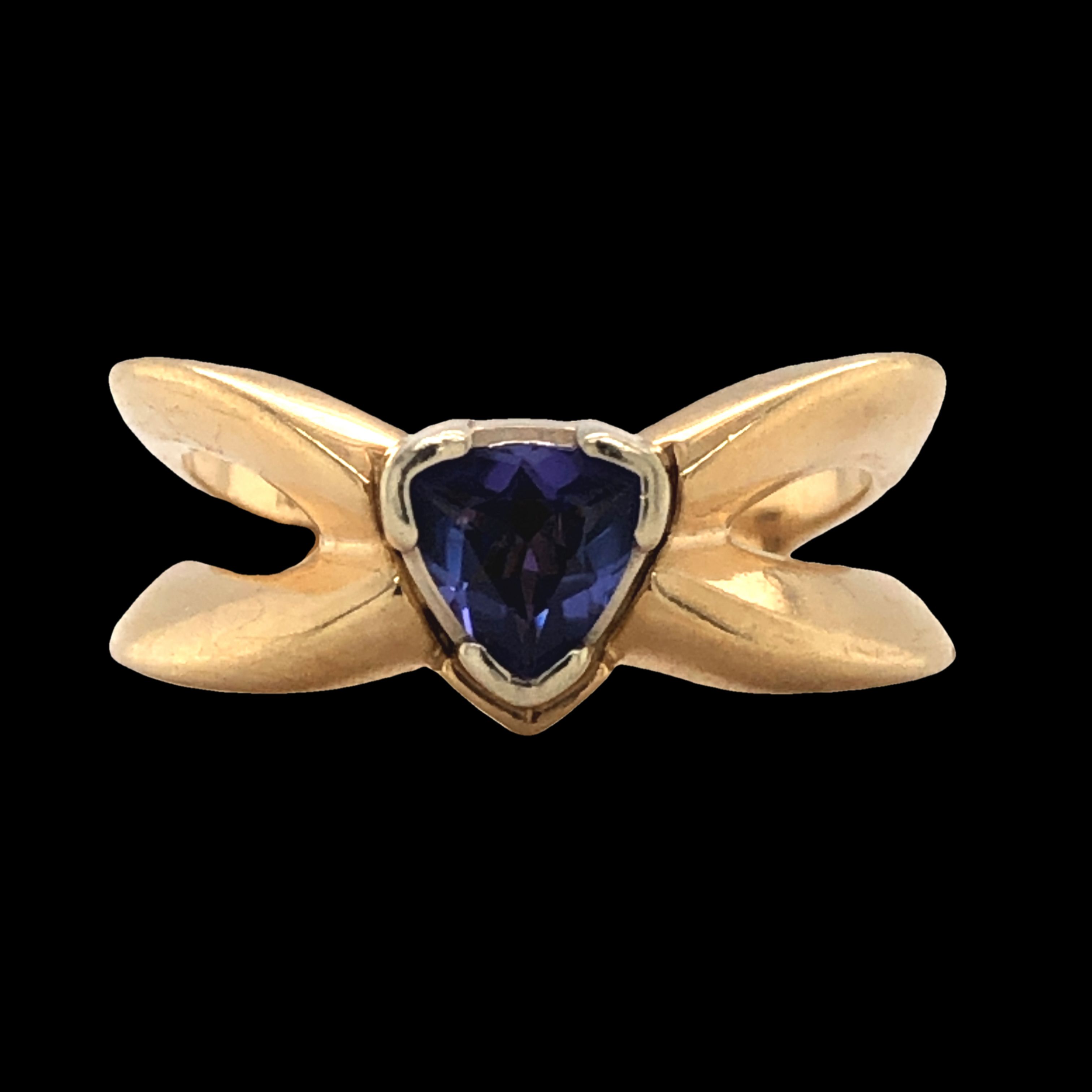 Modern Style Tanzanite Ring