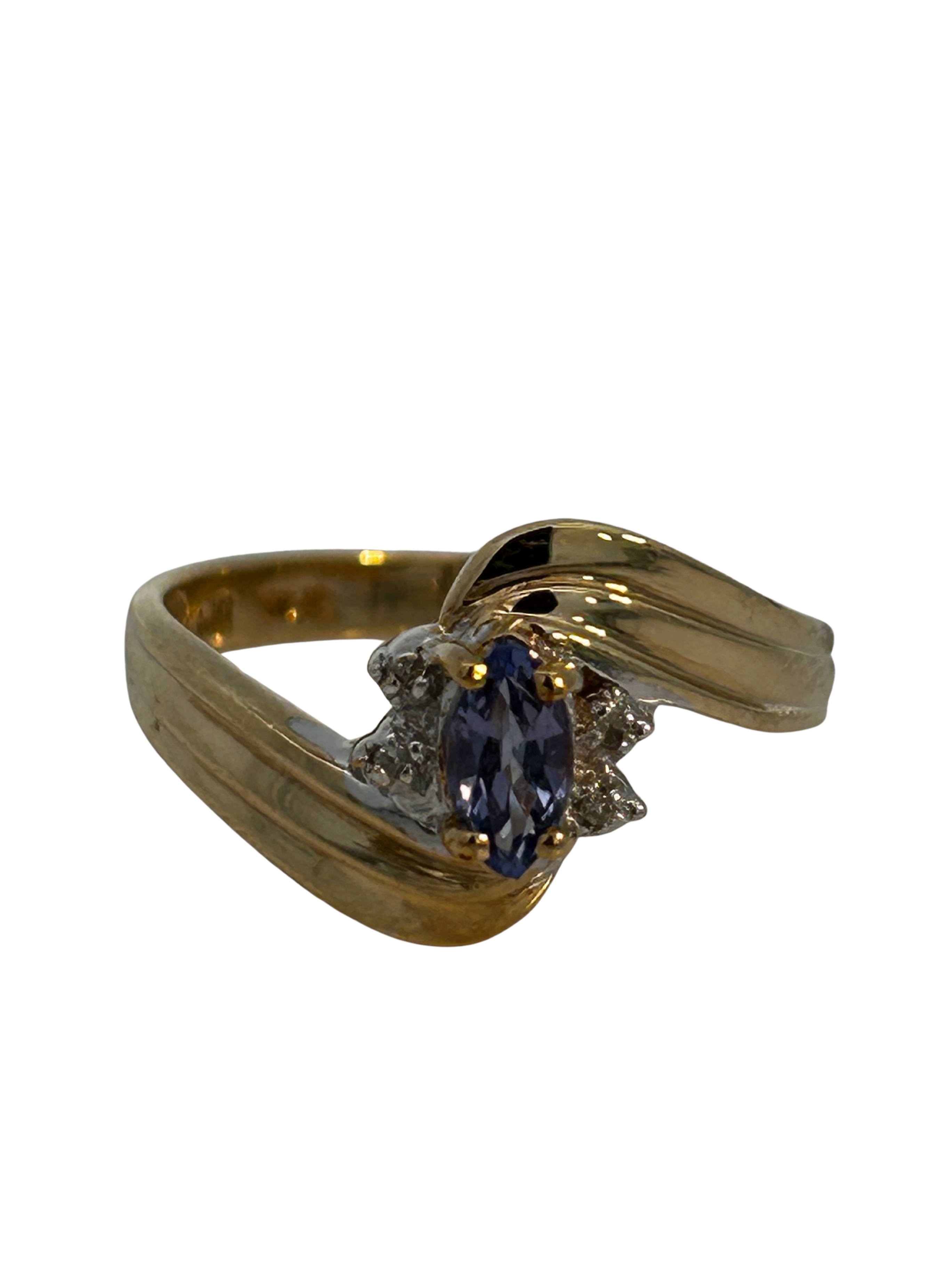 10K Yellow Gold Tanzanite & Diamond Ring