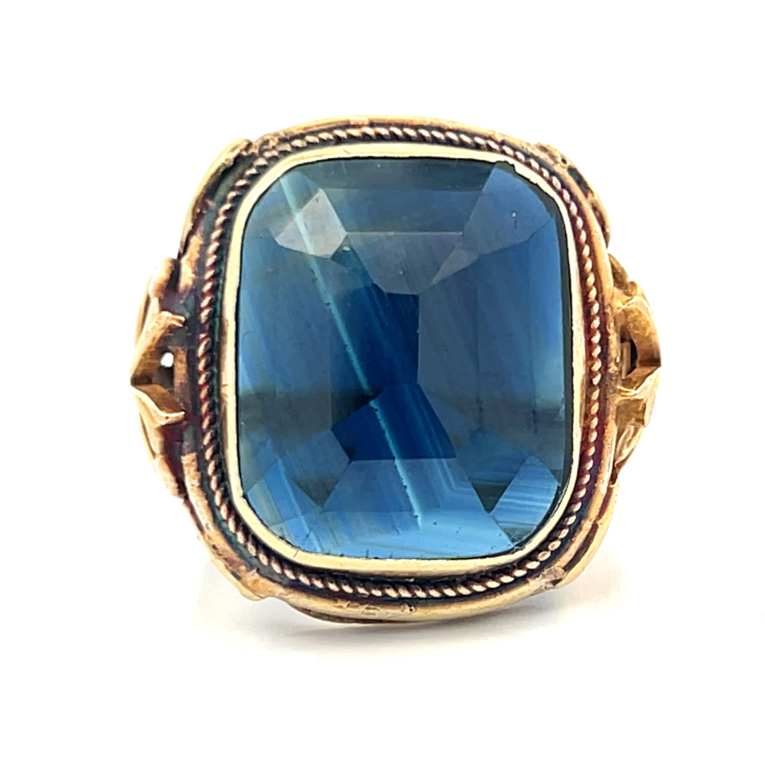 Early 20th Century 14K 8.75 Carat Sapphire Ring