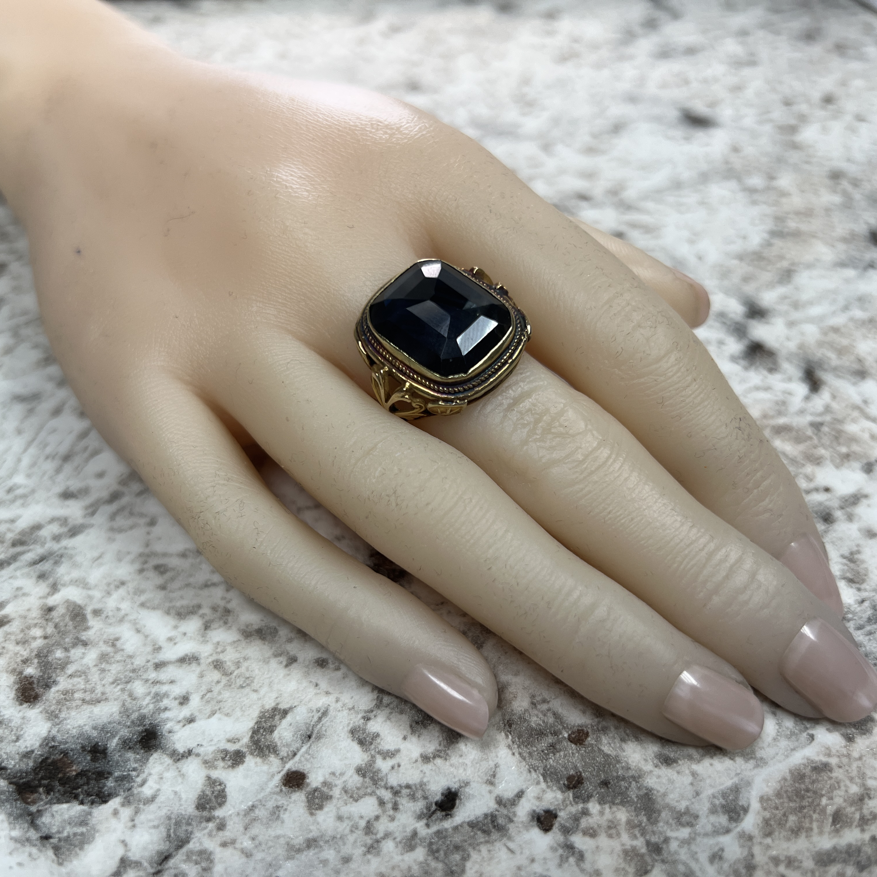 Early 20th Century 14K 8.75 Carat Sapphire Ring