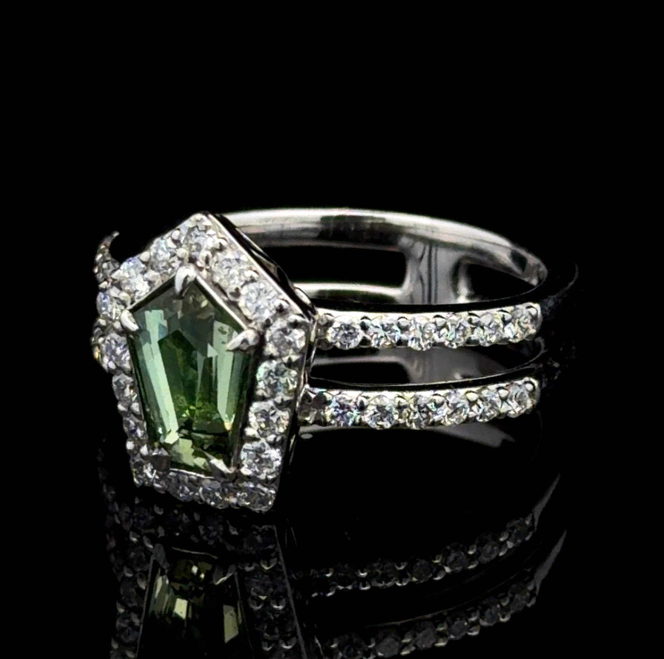 Oscar Friedman GIA Certified Unheated Sapphire & Natural Diamond Ring