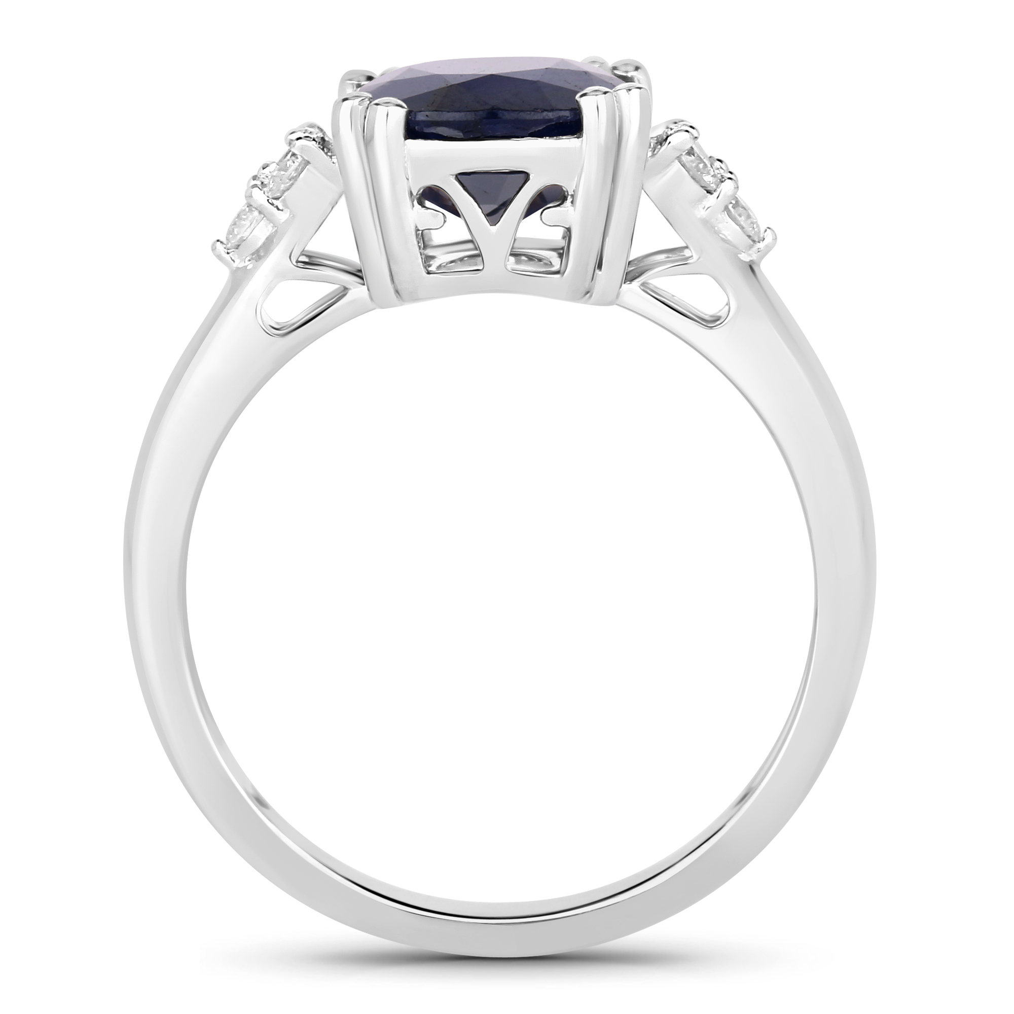 Natural Blue Sapphire and Diamond Ring