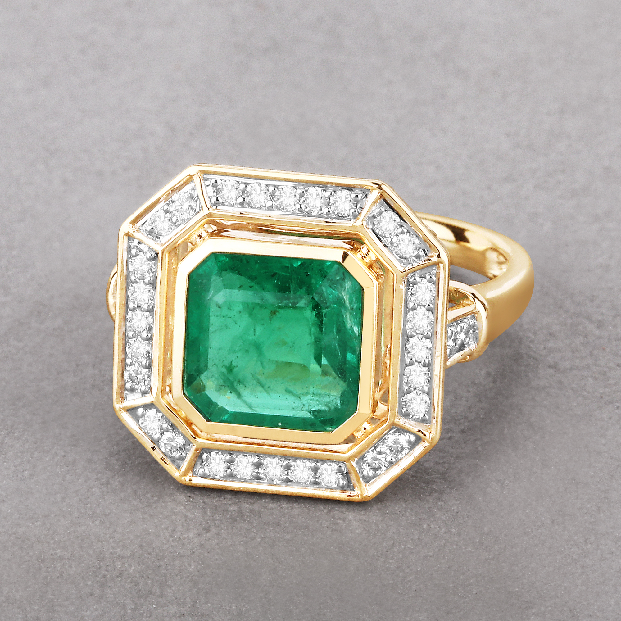 IGI Certified Zambian Emerald and Natural Diamond Ring