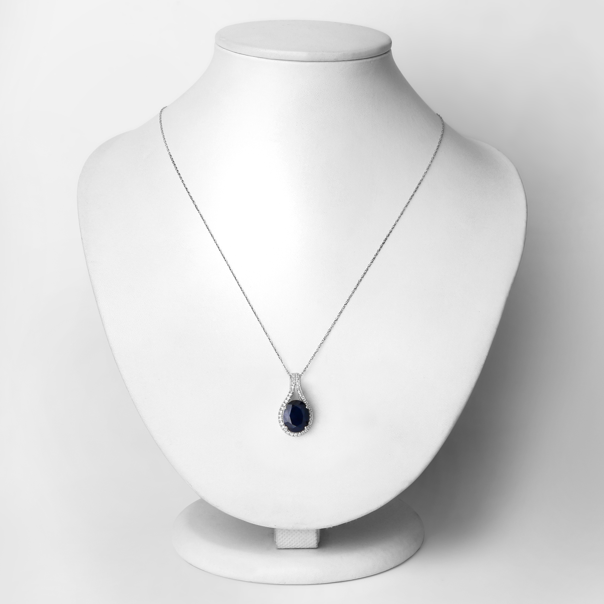 Natural Blue Sapphire with Diamond Pendant