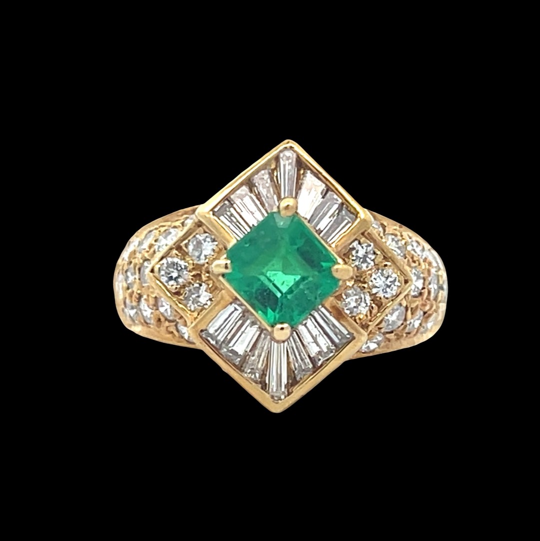 18K Natural Emerald & Diamond Ring