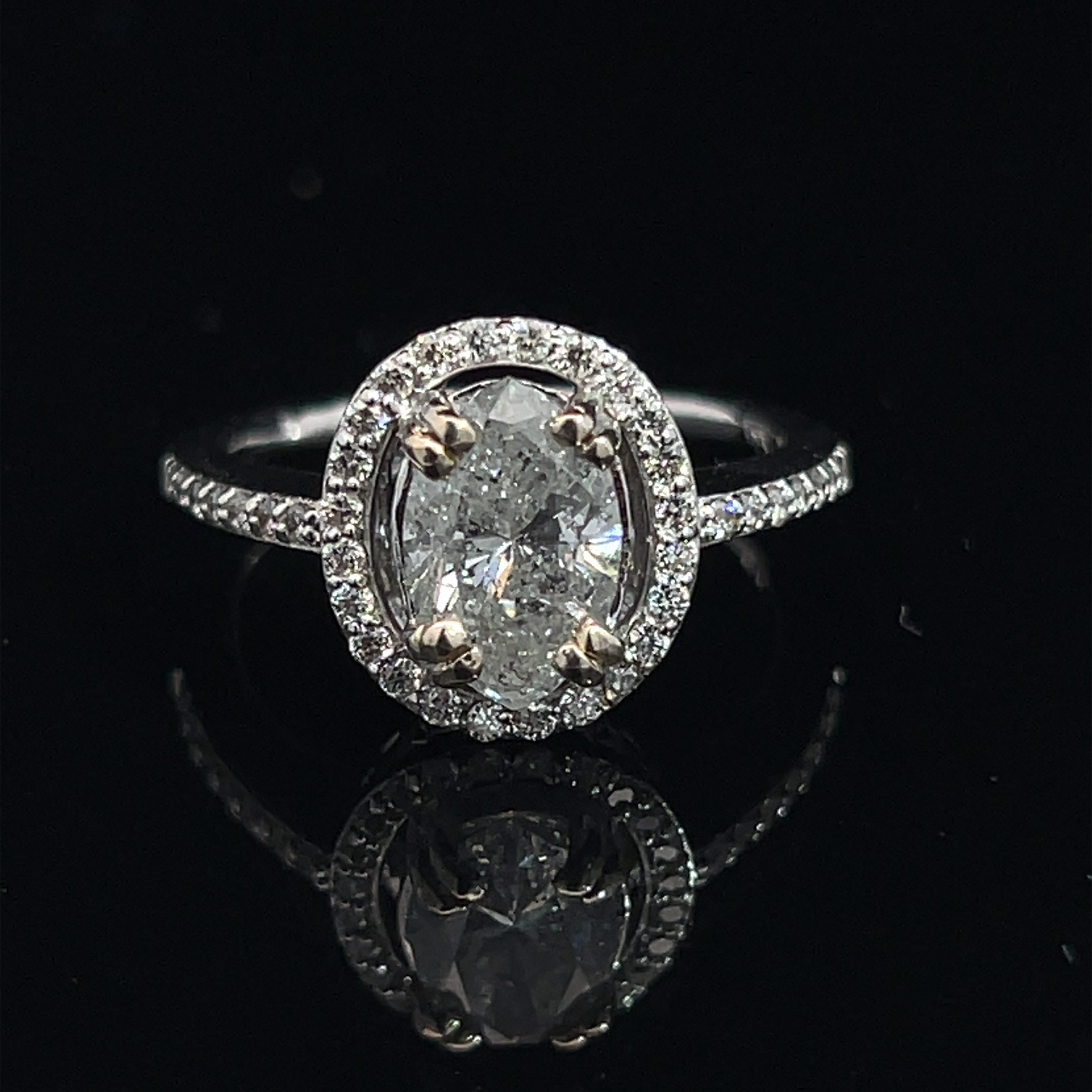 Natural Diamond Engagement Ring