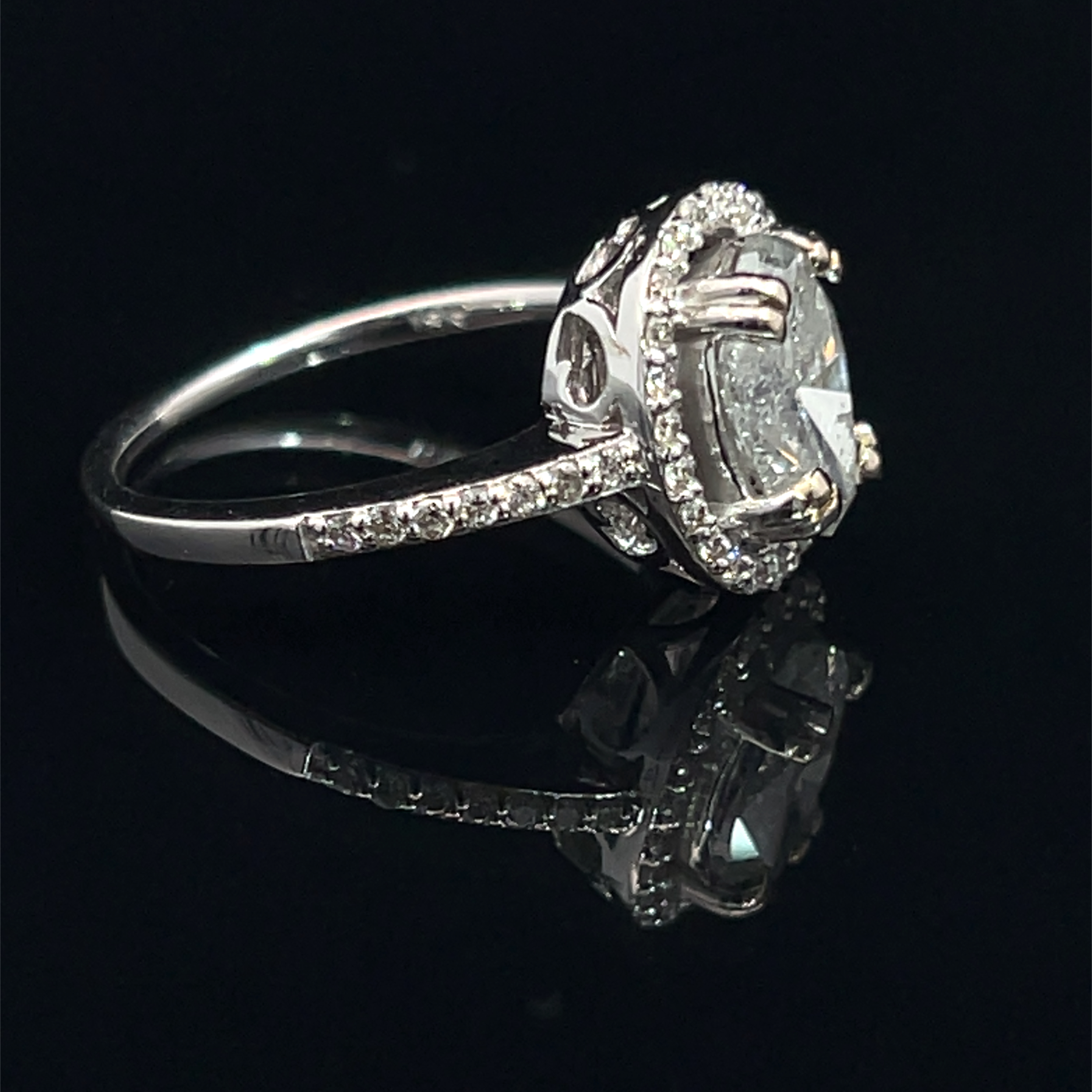 Natural Diamond Engagement Ring