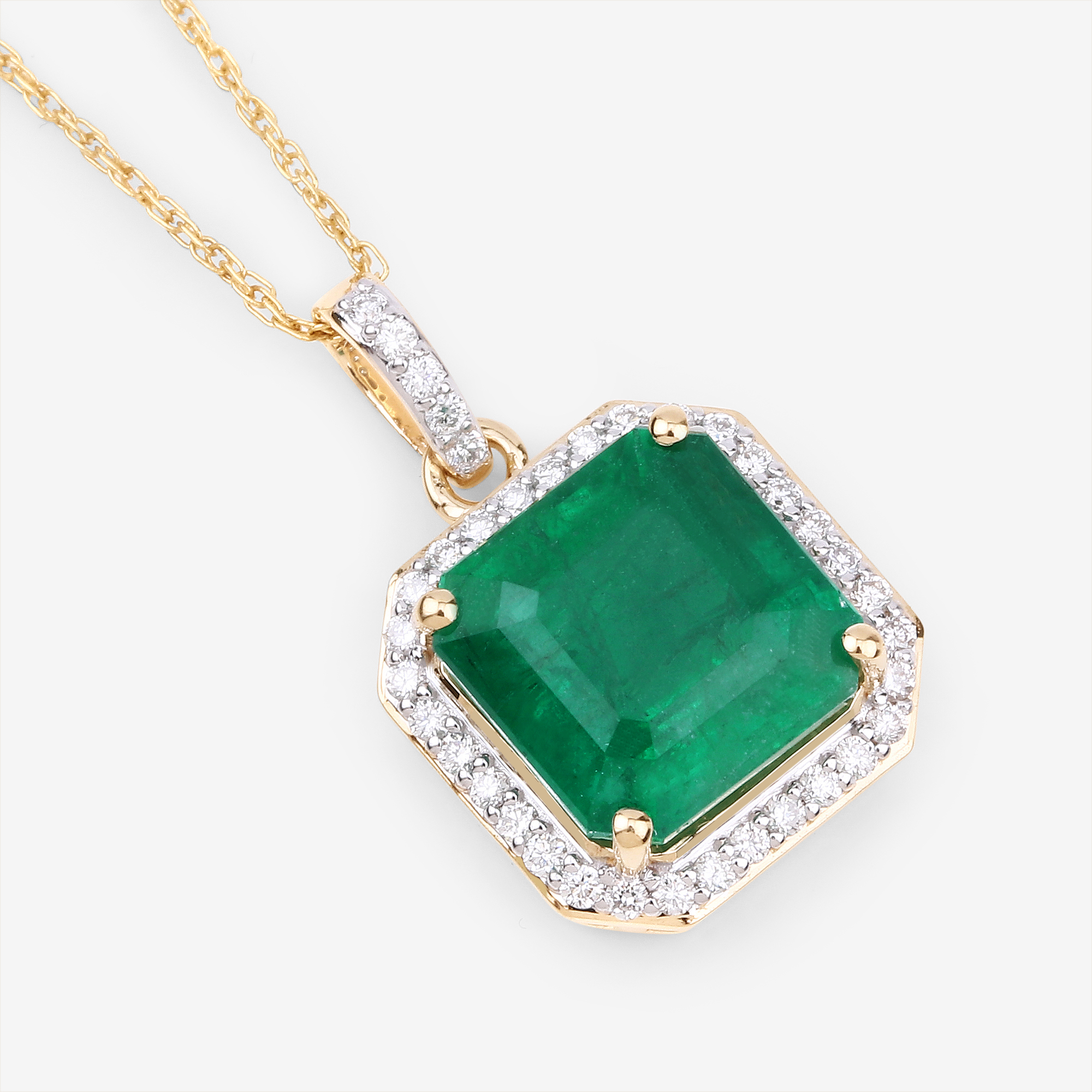 IGI Certified 3.99 CT Zambian Emerald and Natural Diamond Pendant