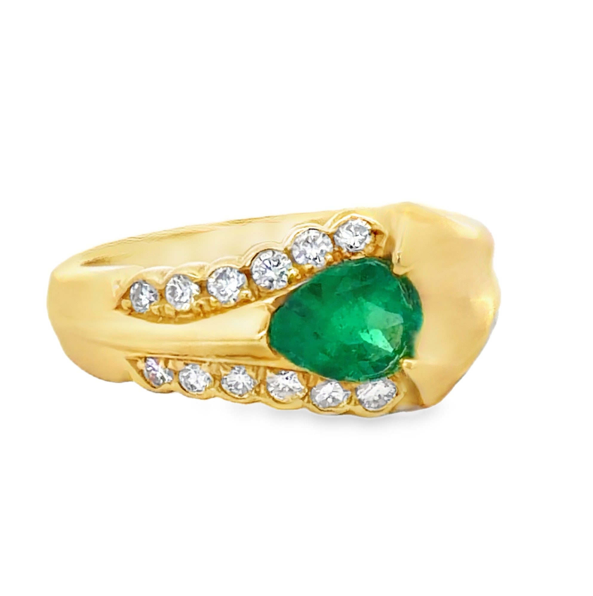 Natural Emerald and Diamond Ring