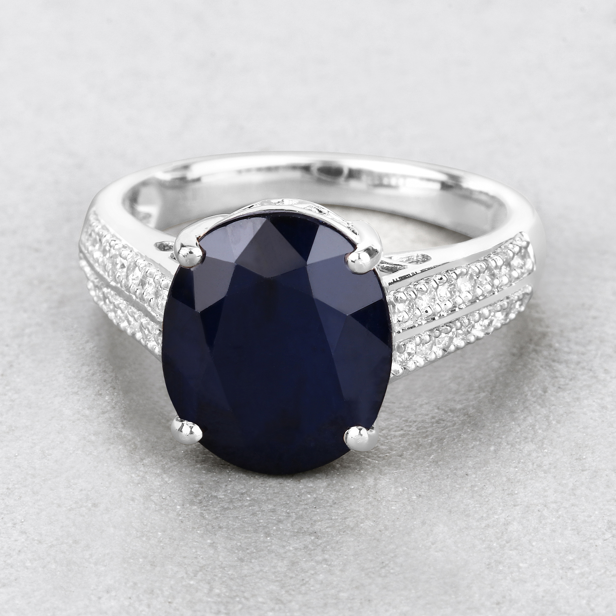 Natural Blue Sapphire Ring with Diamond Shoulders
