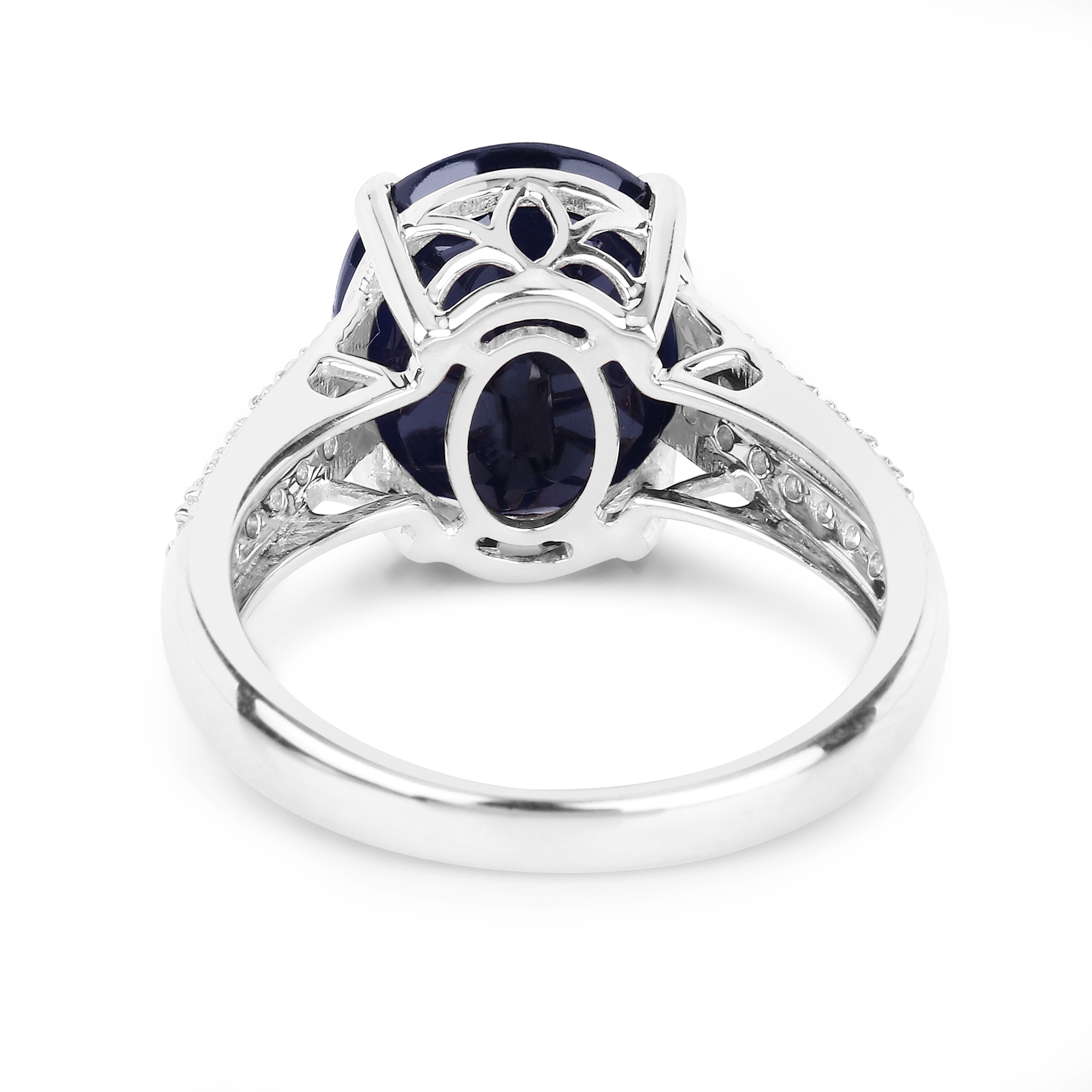 Natural Blue Sapphire Ring with Diamond Shoulders