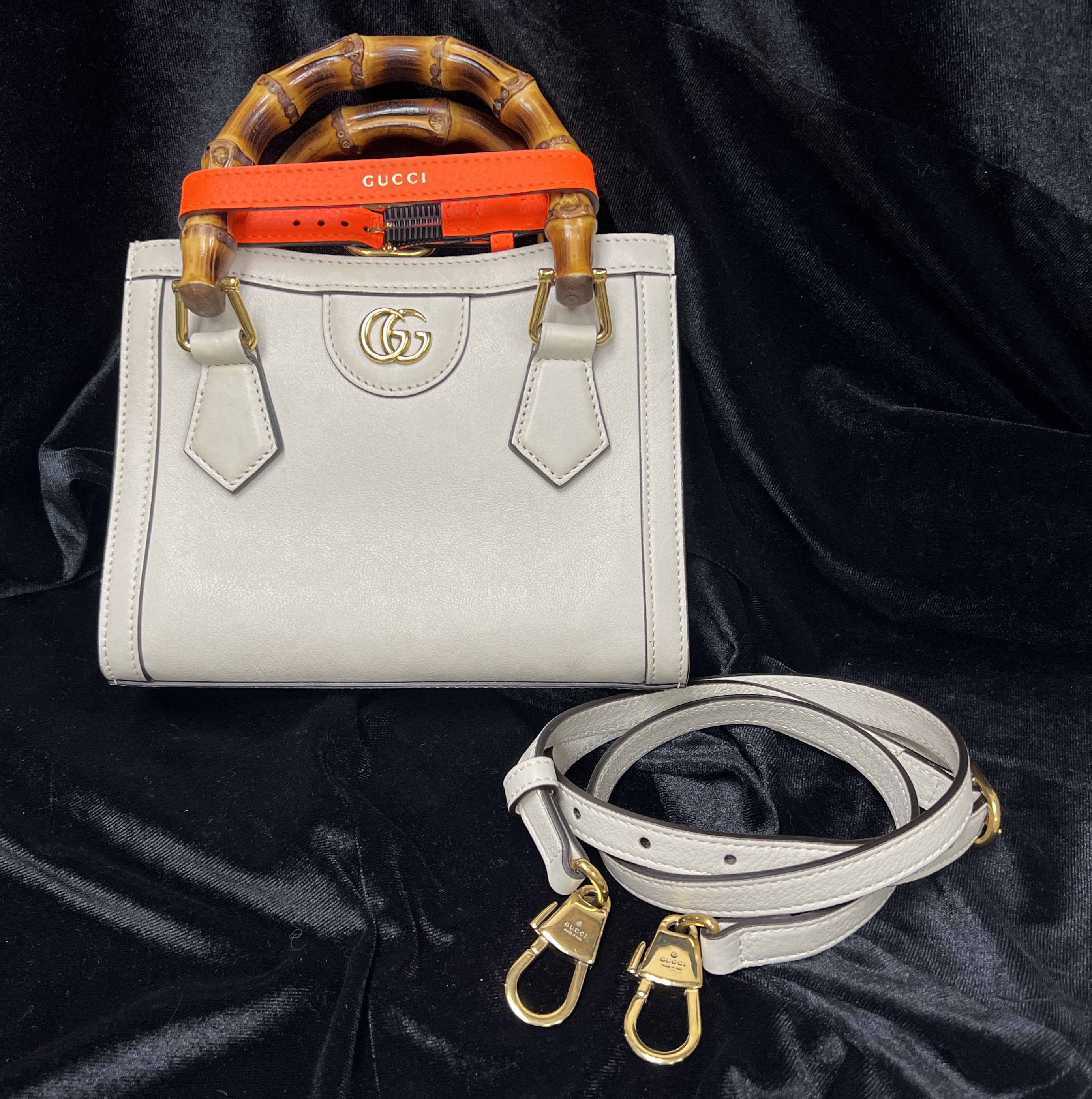 Gucci Diana Small Tote Bag in White