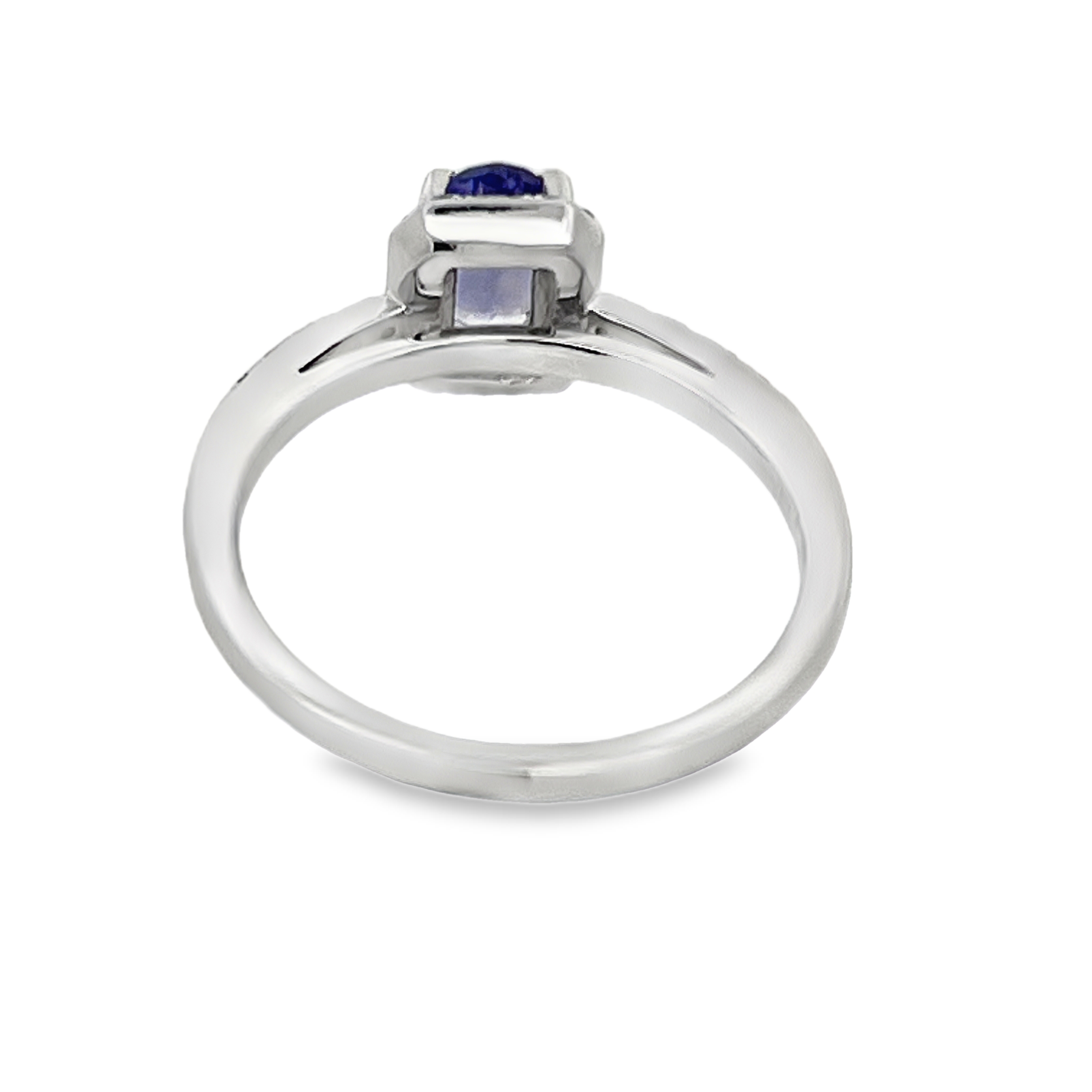 Natural Tanzanite & Diamond Ring