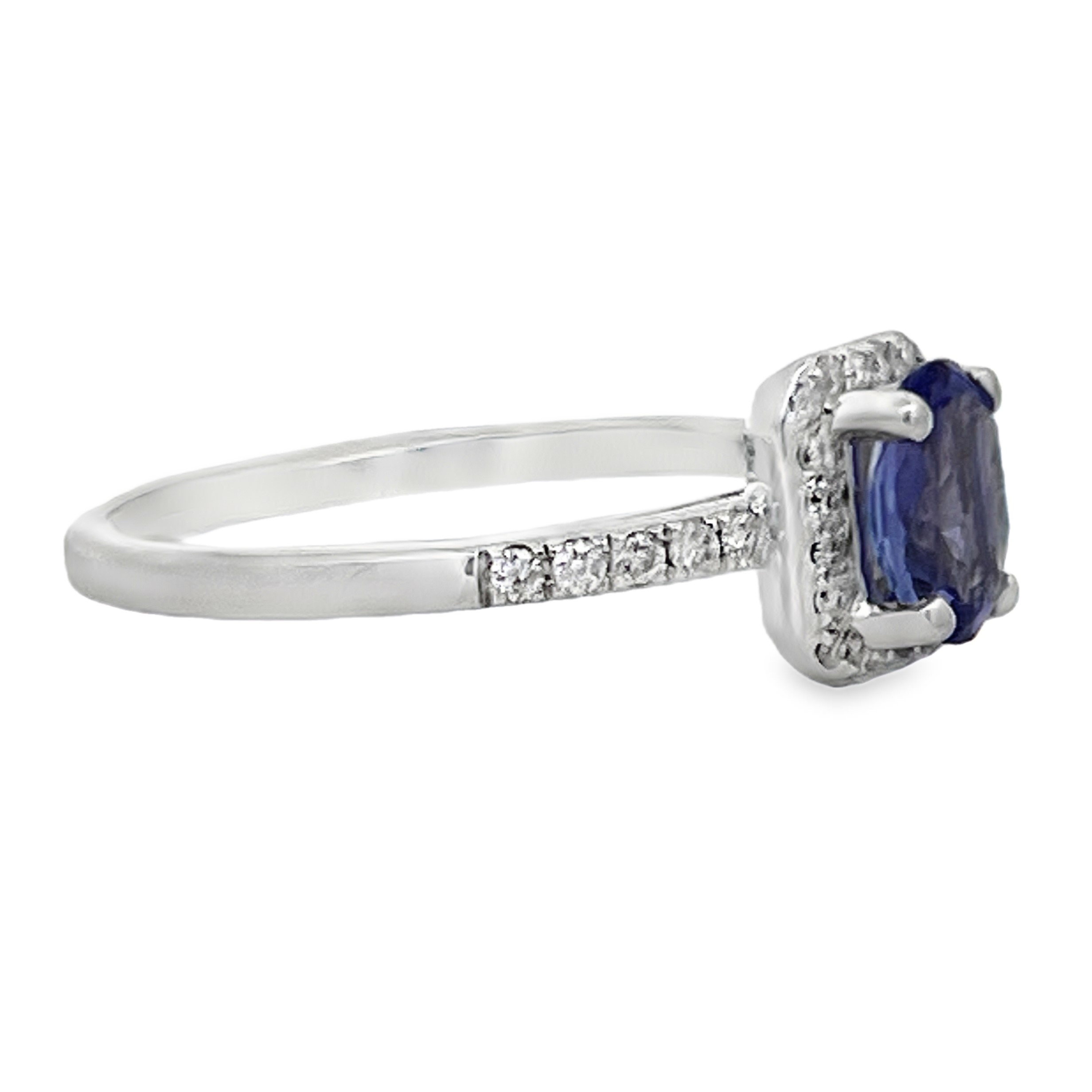 Natural Tanzanite & Diamond Ring