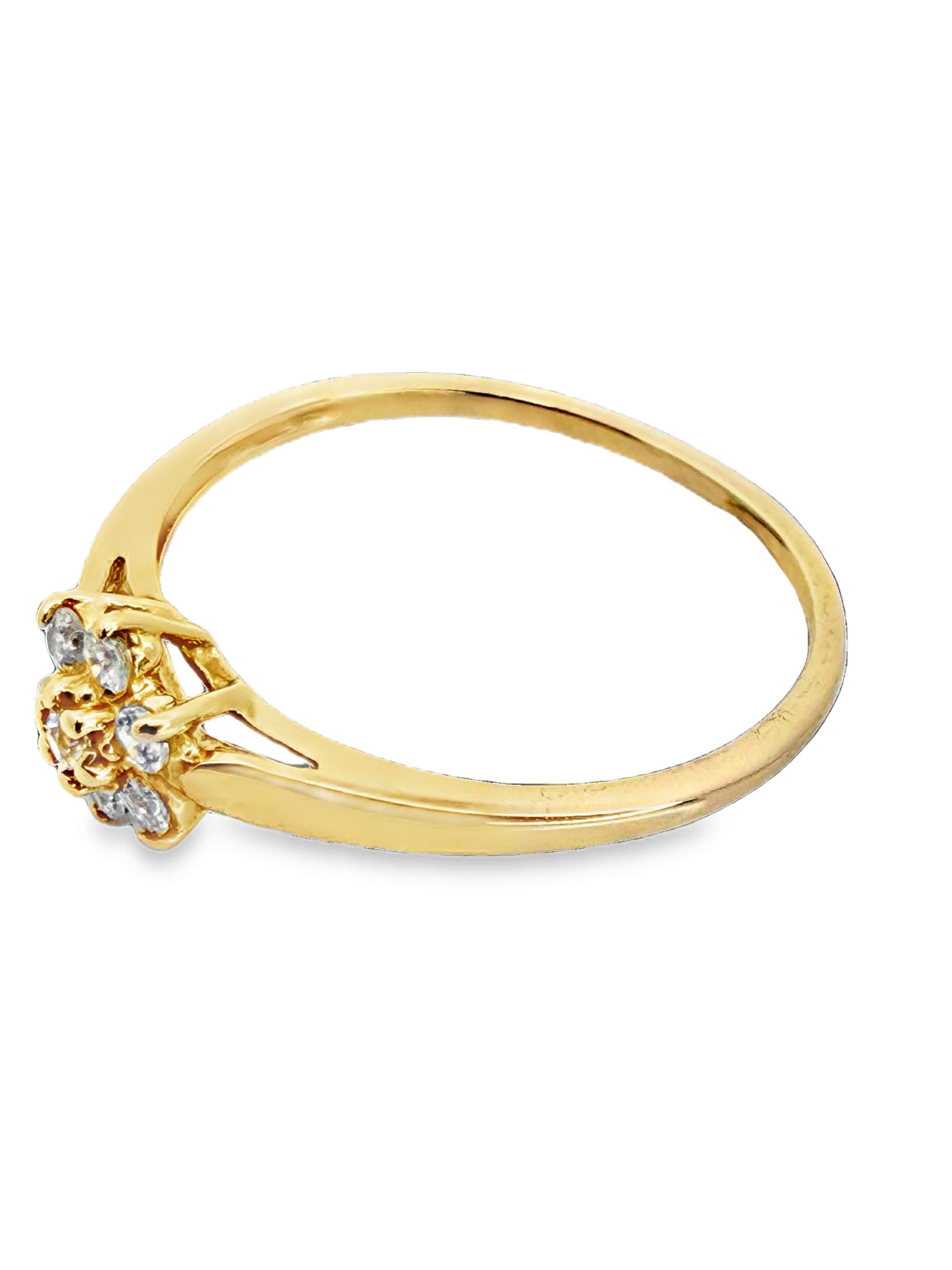 10K Flower CZ Ring