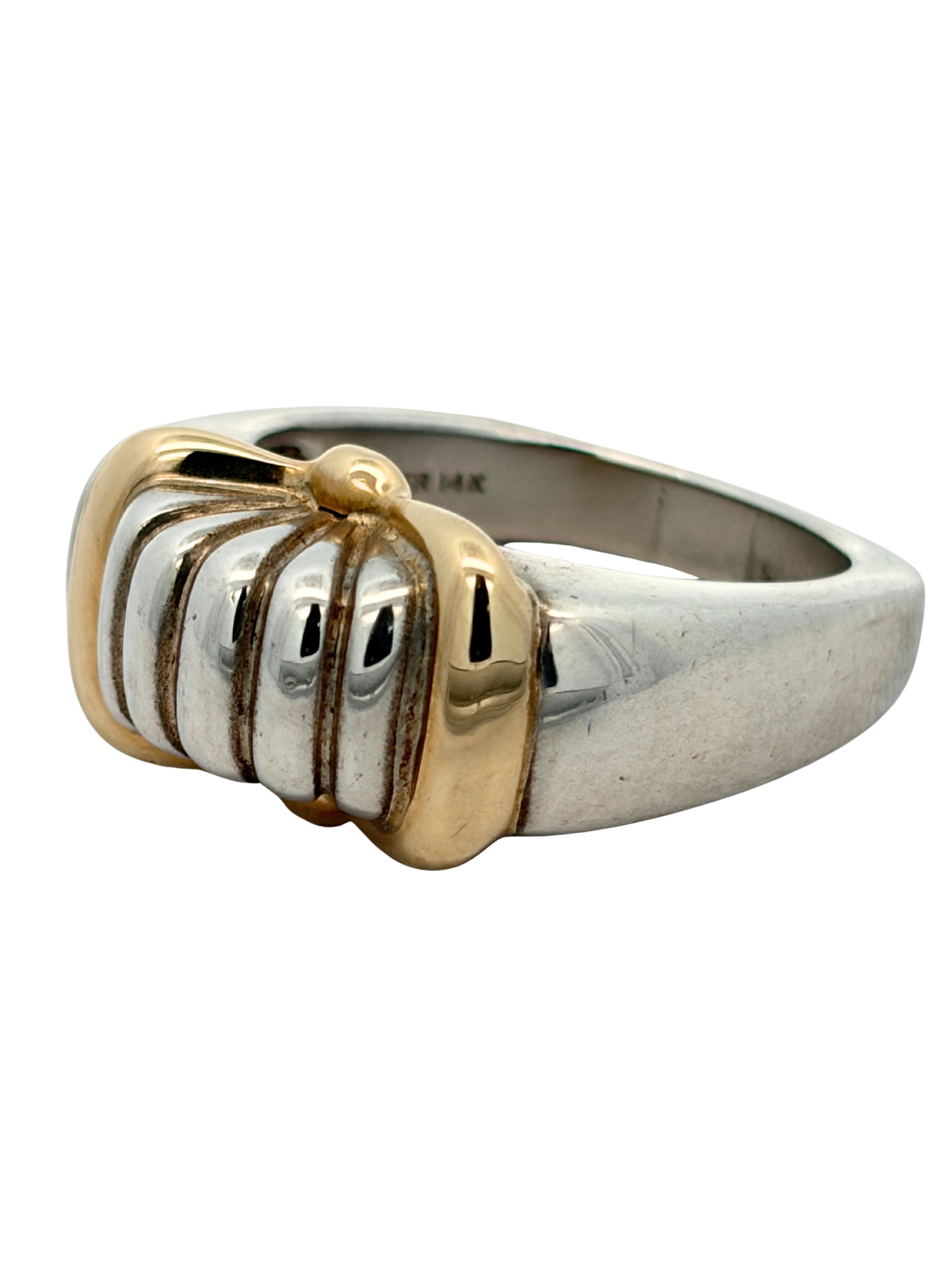 Two Tone Shrimp Fan Ring