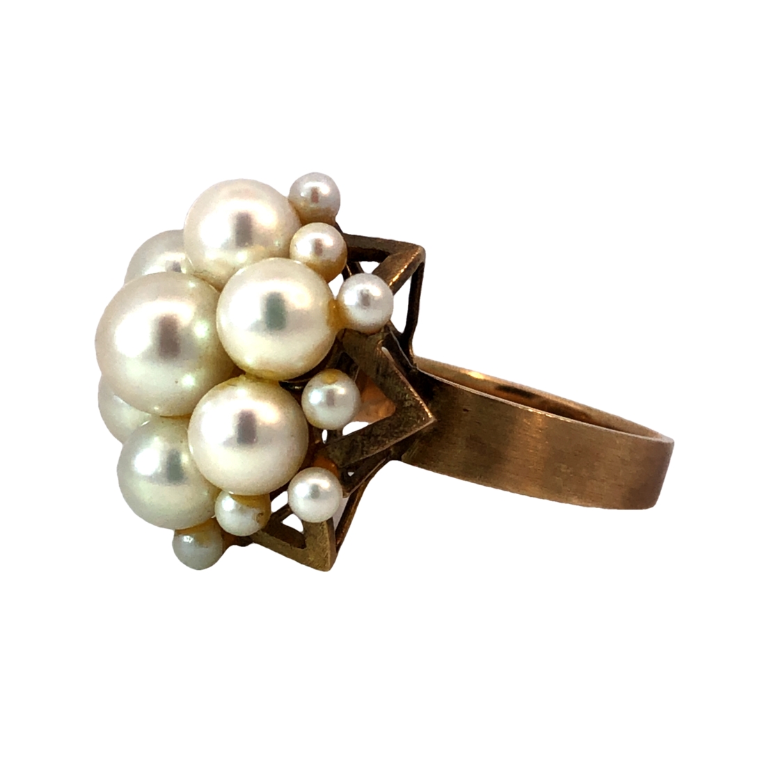 Pearl Cluster Ring
