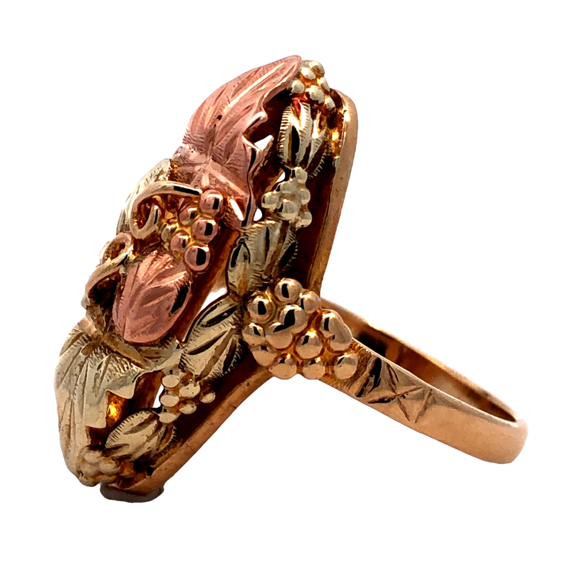 Vintage Black Hills Gold Ring