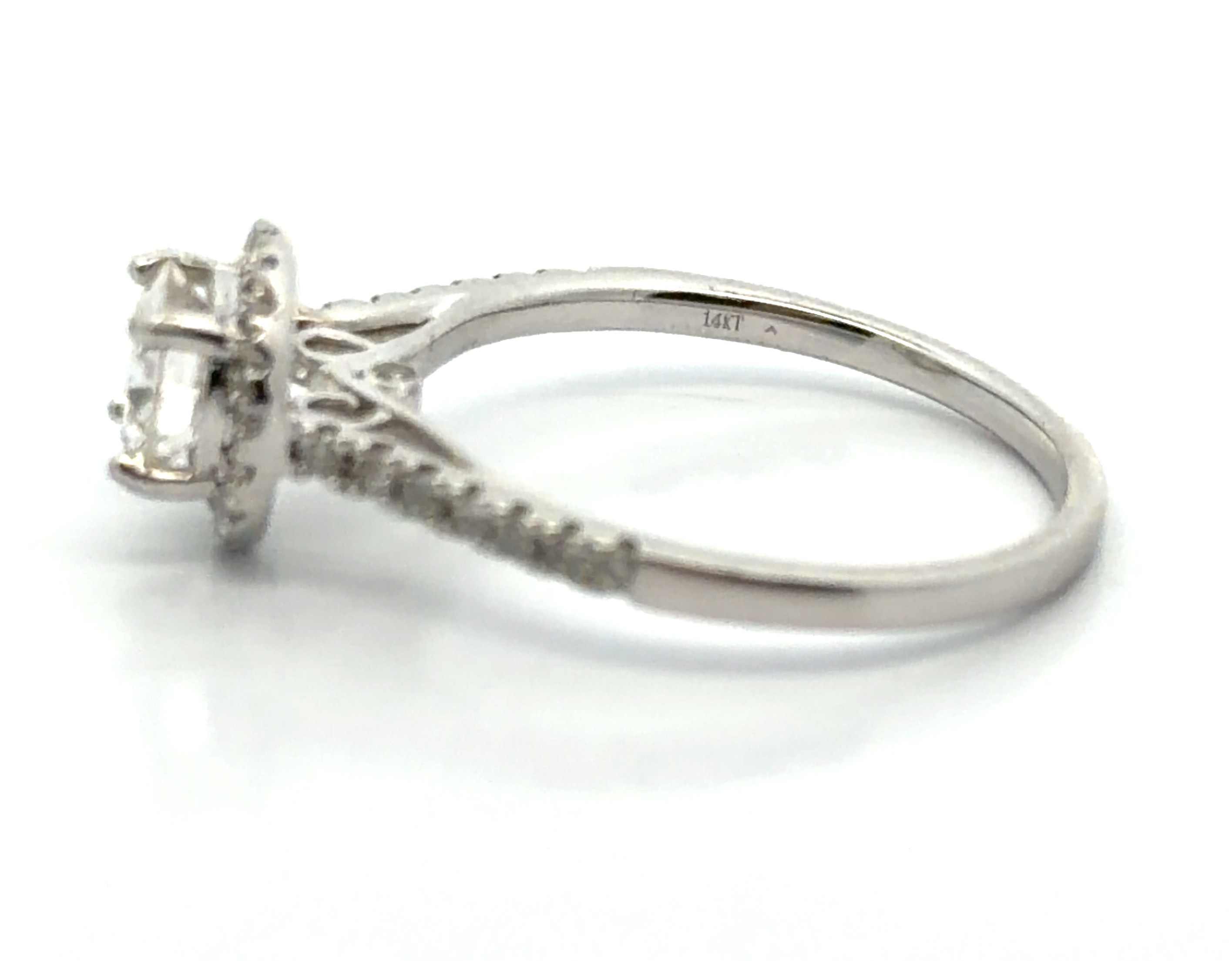Natural Diamond Engagement Ring