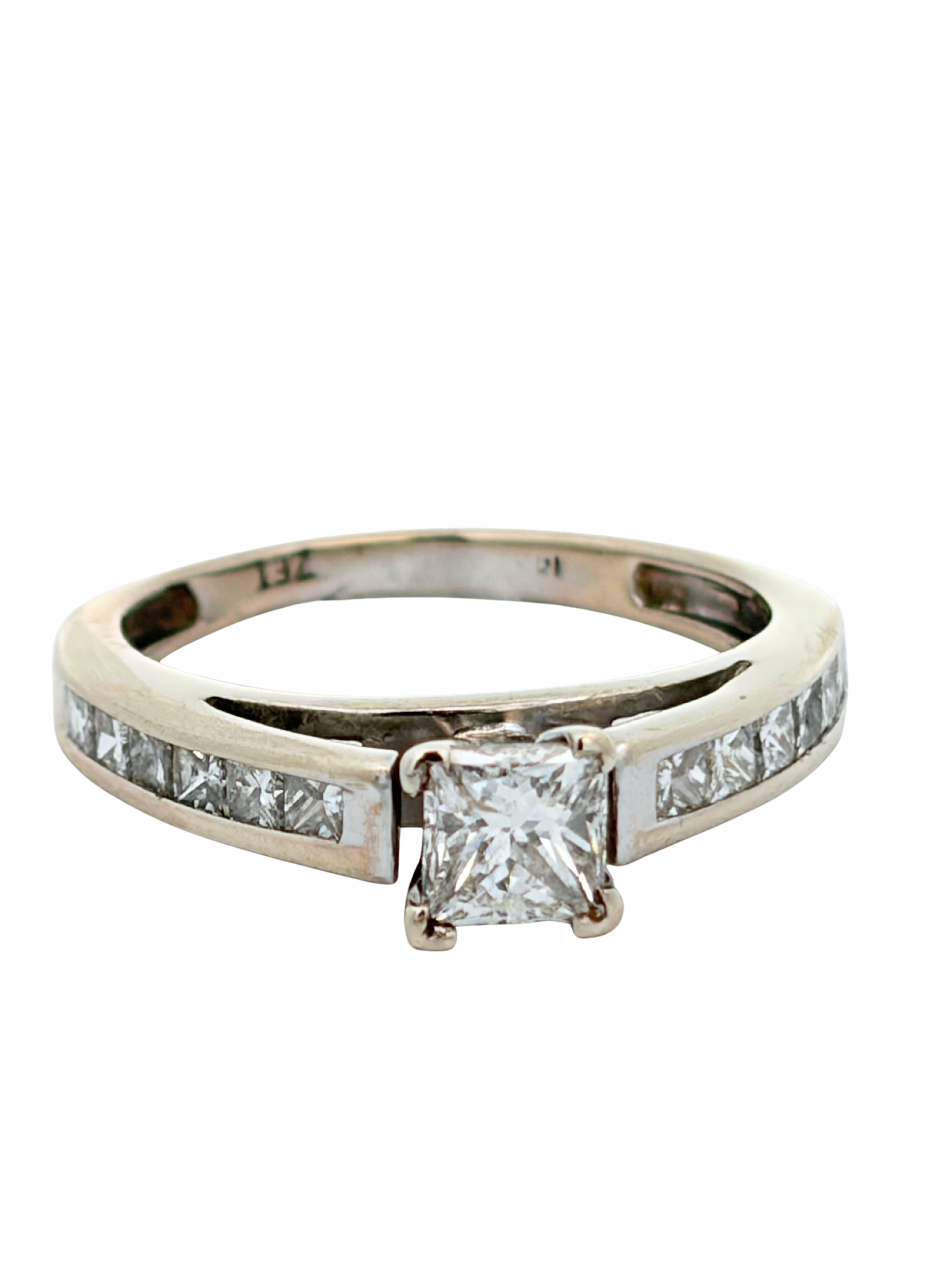 14K Princess Cut Diamond Engagement Ring