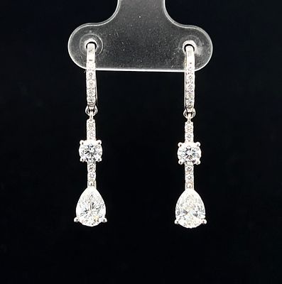 Sterling Lab Grown Diamond Dangle Earrings. LS8538/5-OLM 
Elevate any evening ensemble with 