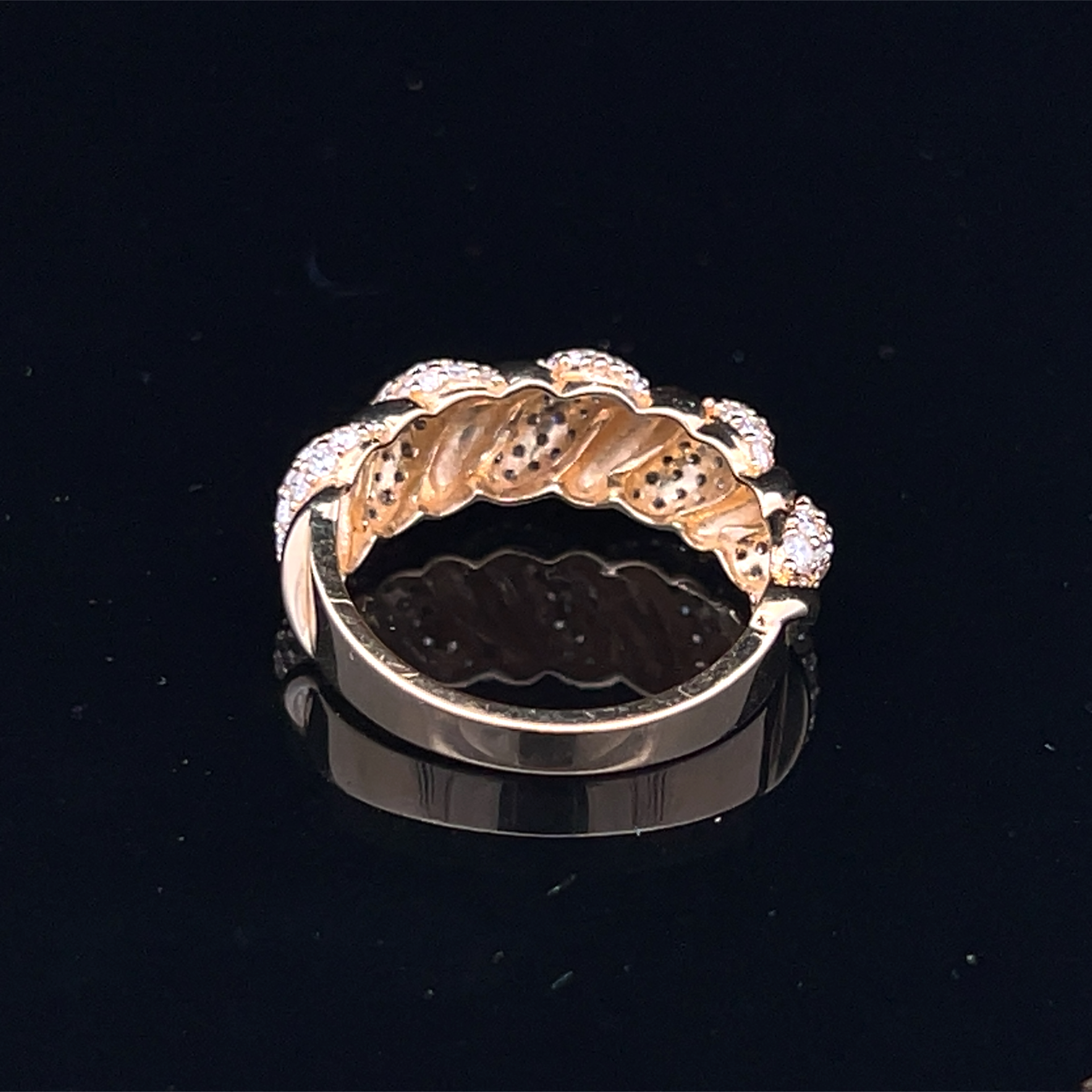 Lab Grown Diamond Pavé Twisted Cable Statement Band