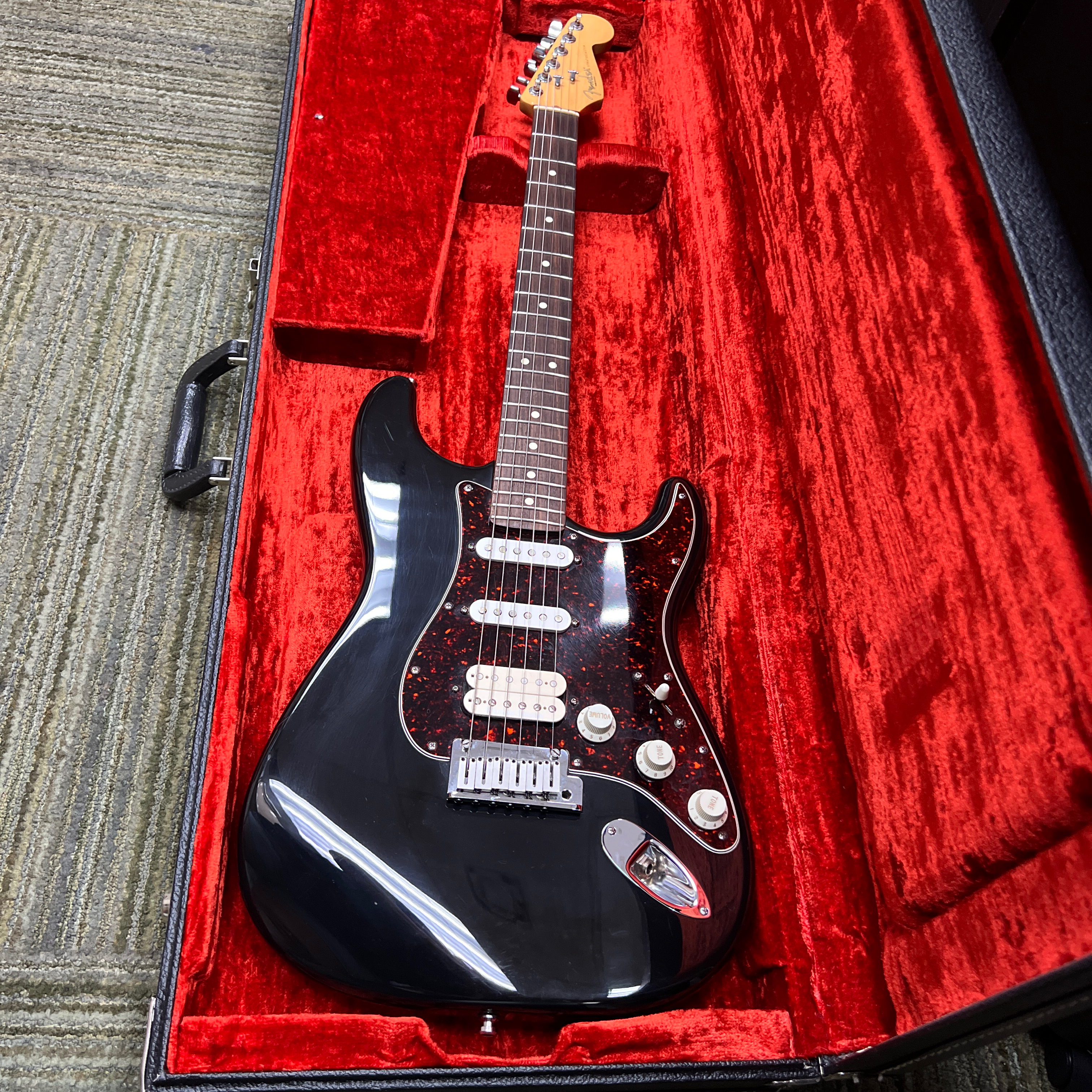 Fender American Standard Stratocaster HSS (1998) with Hard Case