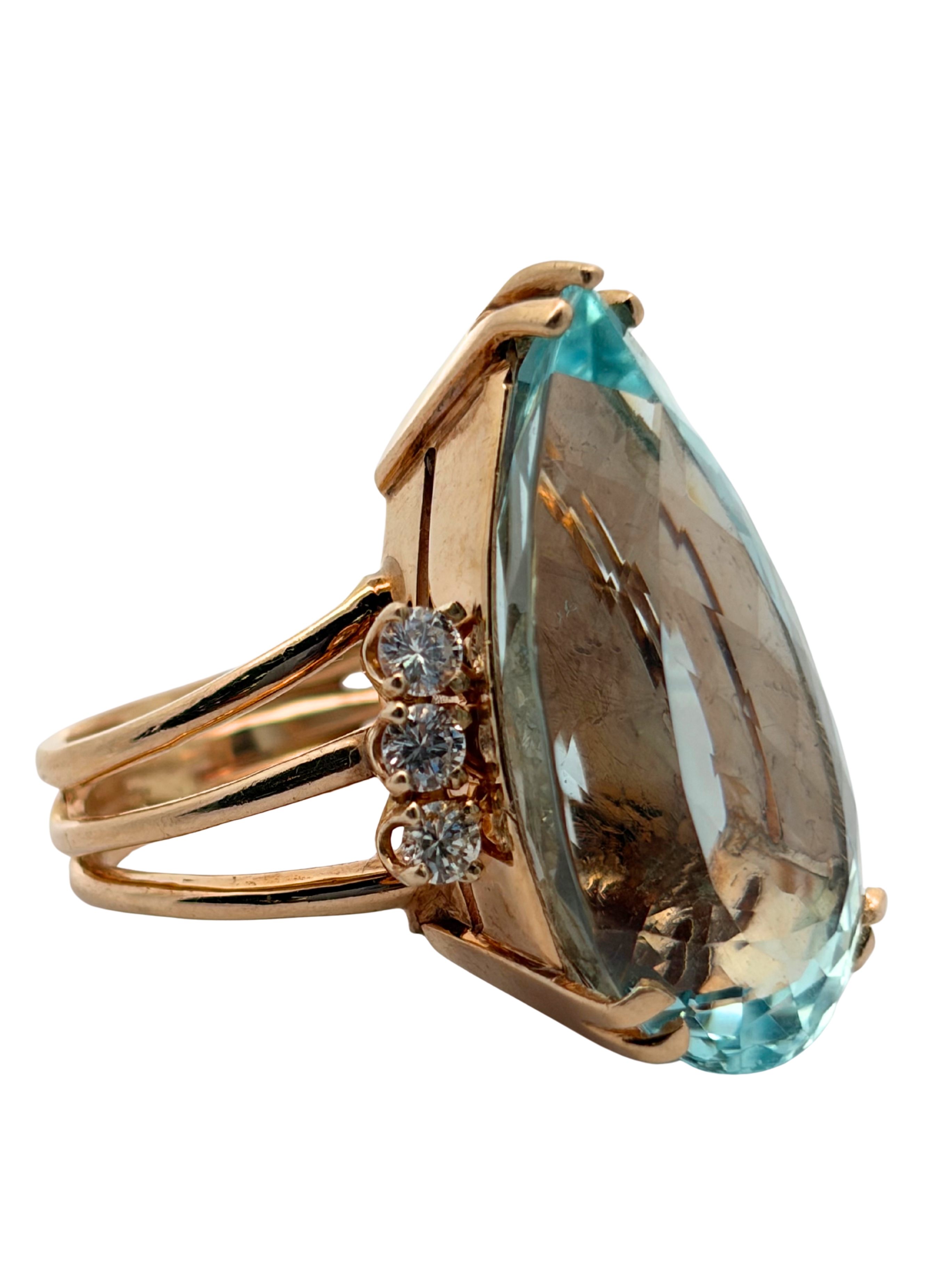 Natural Aquamarine (Deep Rich Color) and Diamond Ring