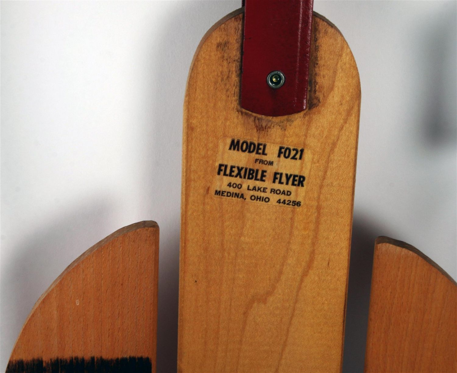 Lot 686 FLEXIBLE FLYER MODEL FO21 SLED Converse Auctions