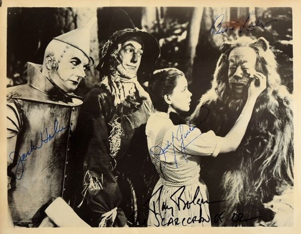 Cool Stuff Auctions | LIVE AUCTION - Autographed Memorabilia | Movies | TV | Music